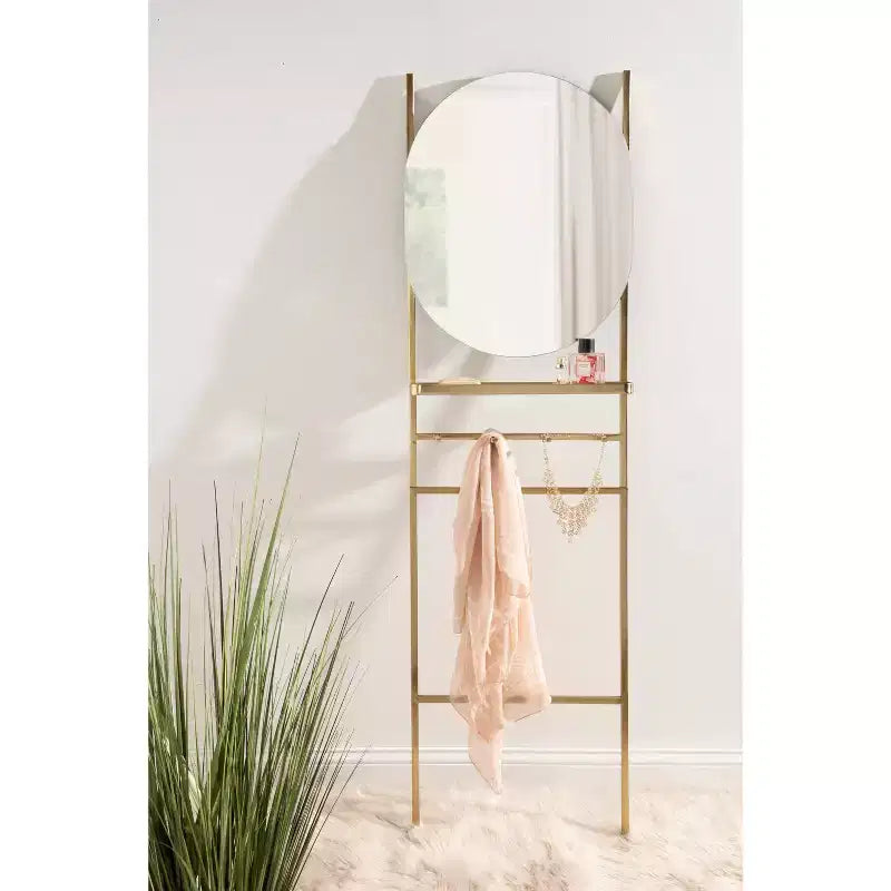 Specchio verticale da appoggio dorato 18" x 67" con ripiano, 4 ganci e specchio a capsula