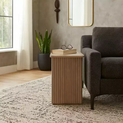 Tavolino con design a coste quadrate - Comodino, mobile d'accento utilizzabile come tavolino - Tavolino compatto dal look moderno - 20, legno naturale